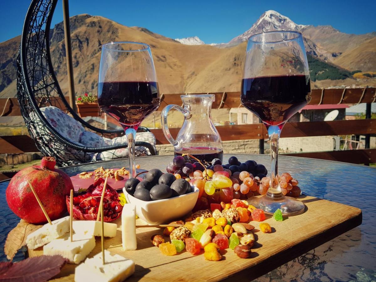 Sunshine Kazbegi Ξενοδοχείο Εξωτερικό φωτογραφία